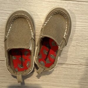 Size 5t canvas shoes